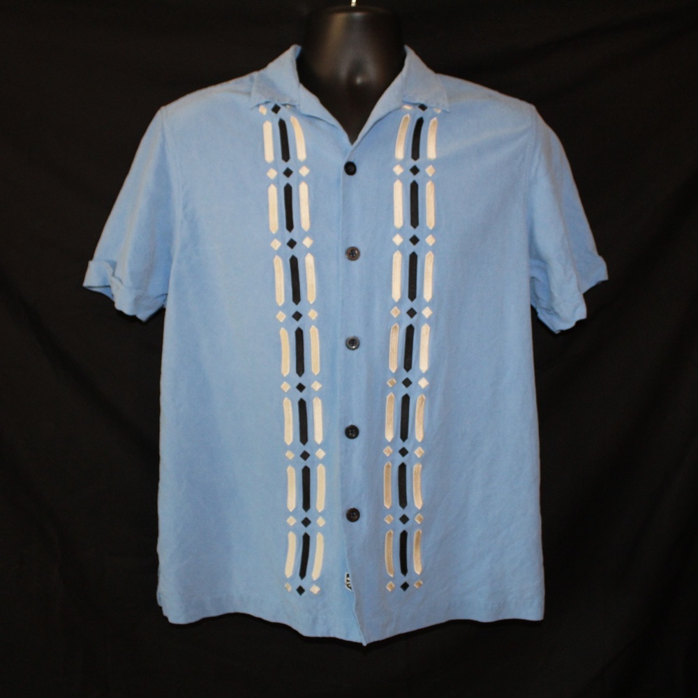 Nat Nast Used 100% Silk Short Sleeve Button Down